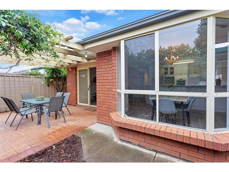 15 Attingham Crescent, Oakden SA 5086