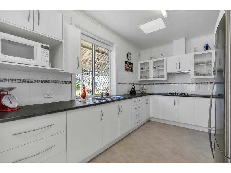 6 Bagshaw Road, Christies Beach SA 5165