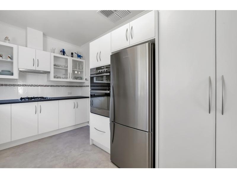 6 Bagshaw Road, Christies Beach SA 5165