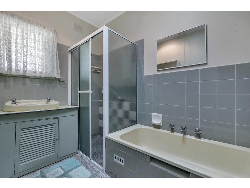 6 Bagshaw Road, Christies Beach SA 5165