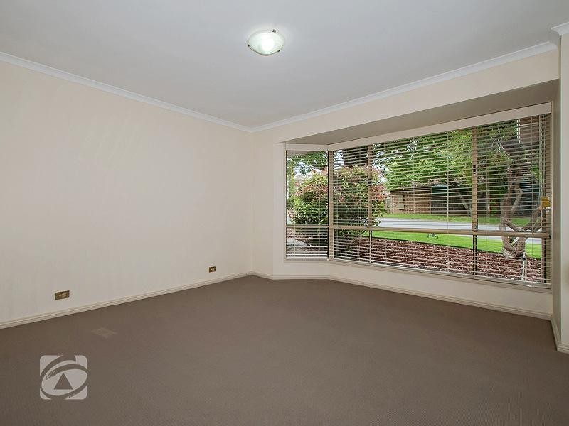 11 Crestview Place, Wynn Vale SA 5127