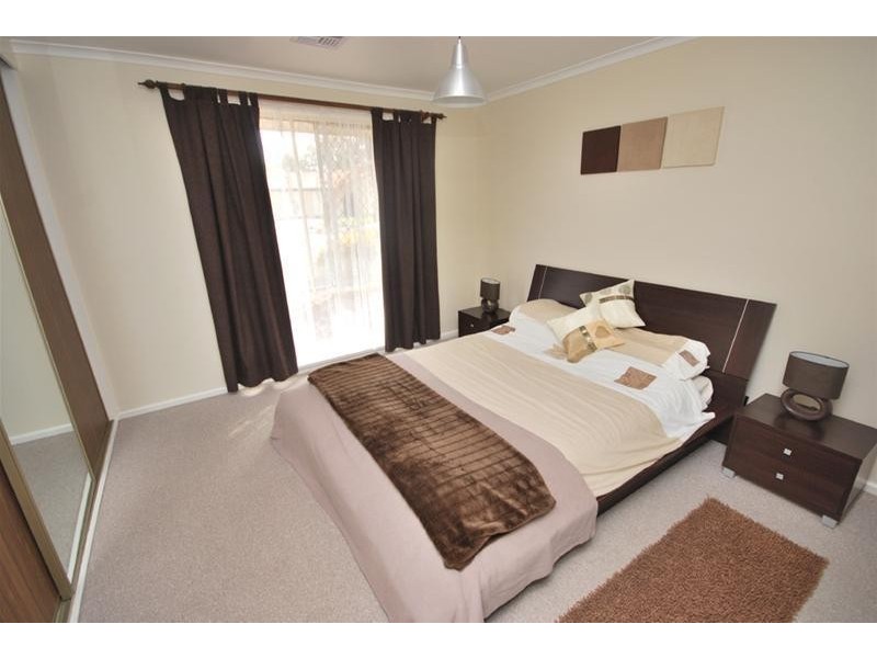 3 Guildford Close, Salisbury Heights SA 5109