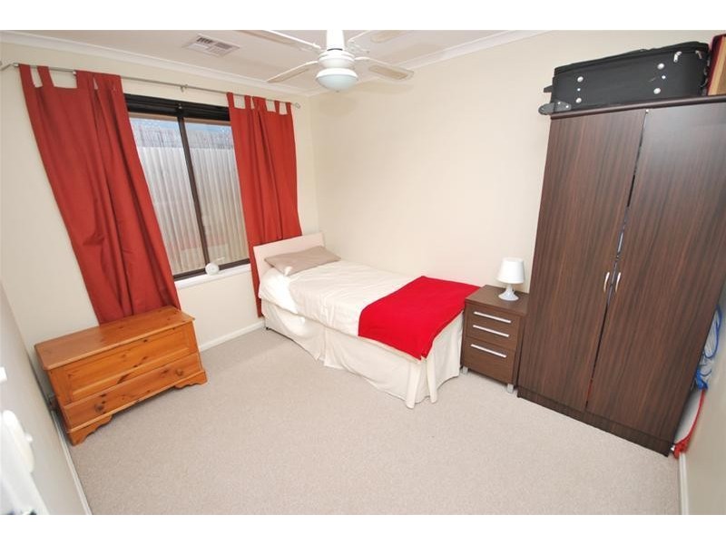 3 Guildford Close, Salisbury Heights SA 5109