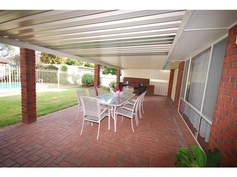 3 Guildford Close, Salisbury Heights SA 5109