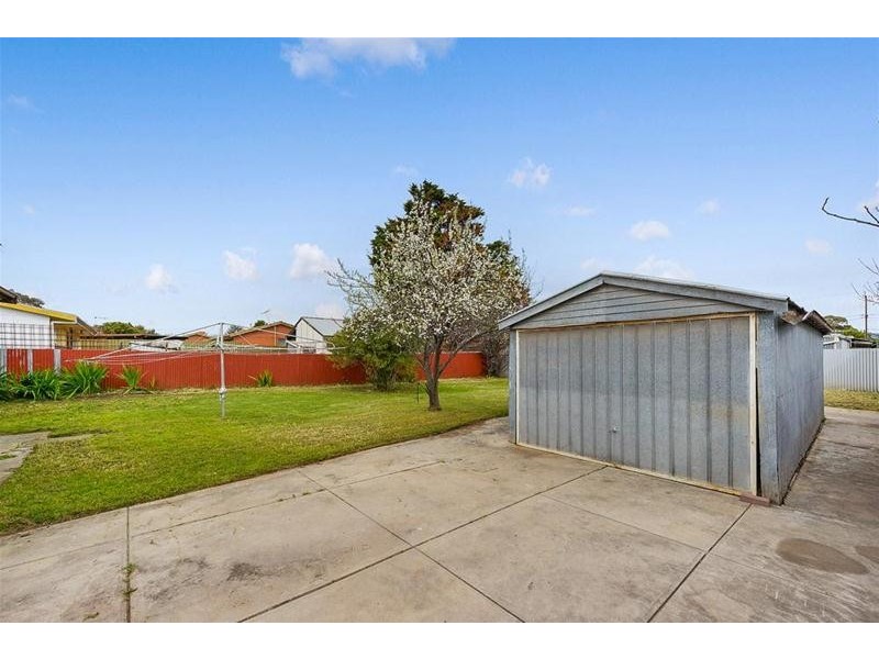 11 Gaelic Avenue, Holden Hill SA 5088