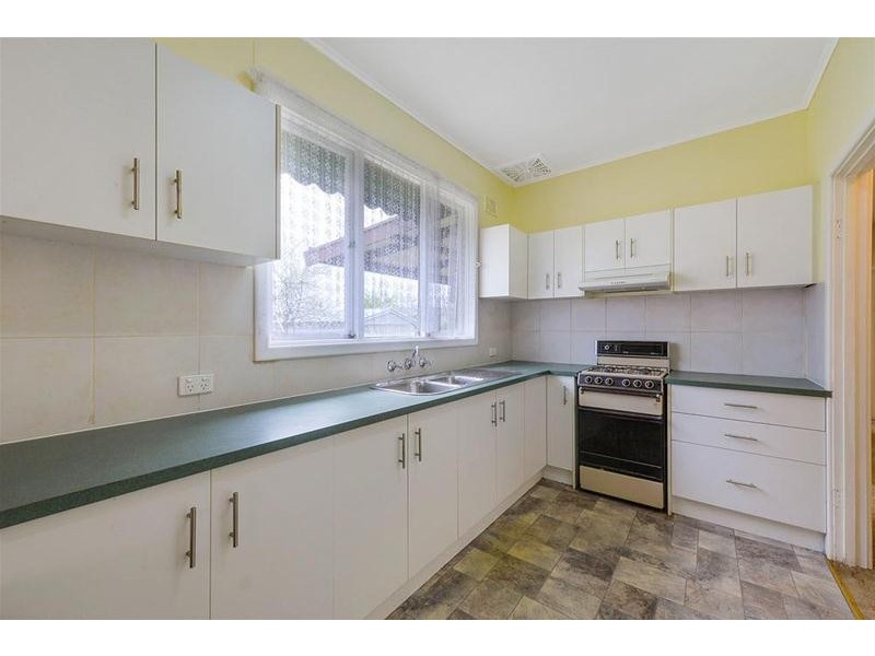 11 Gaelic Avenue, Holden Hill SA 5088