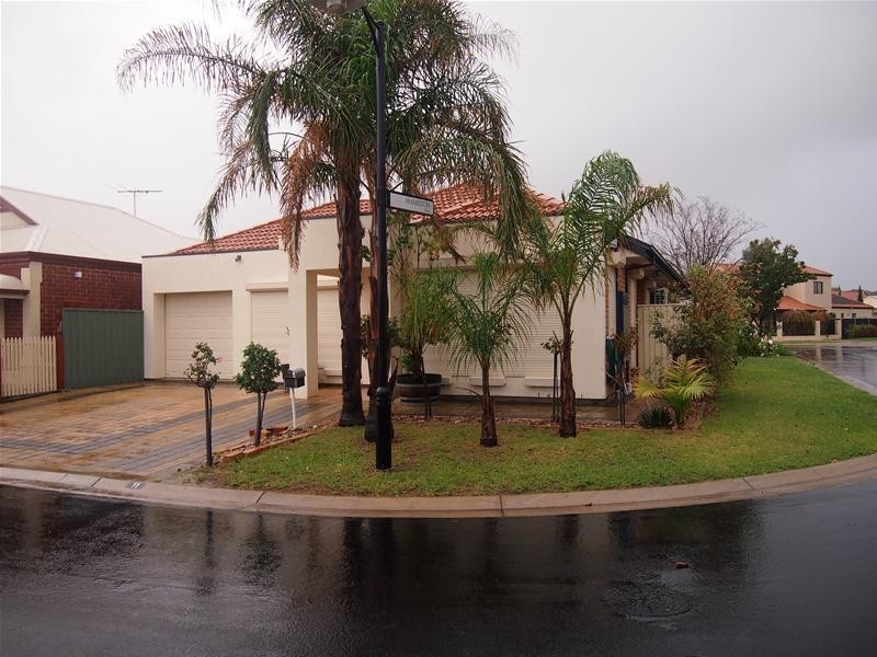 11 Hamilton Road, Mawson Lakes SA 5095