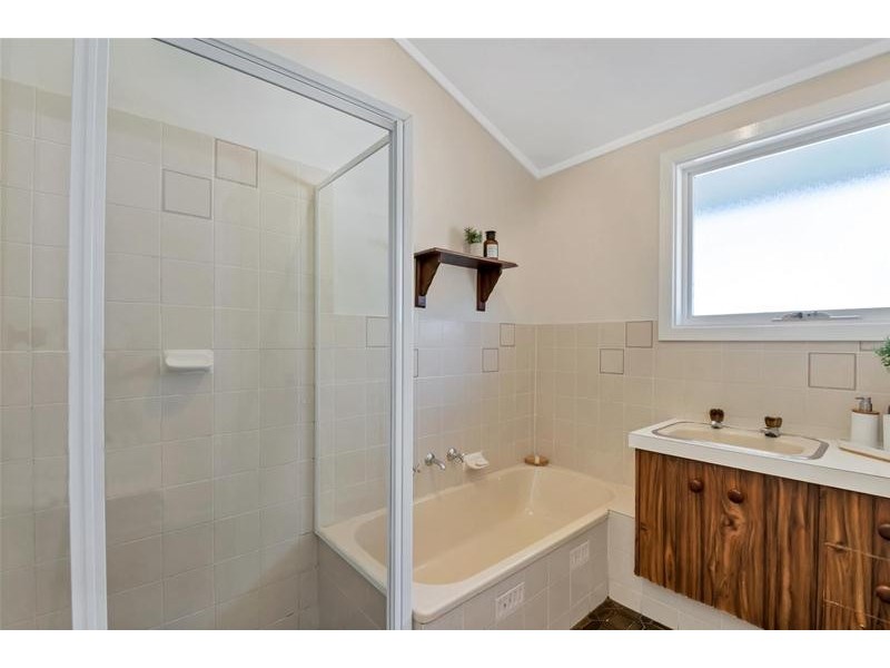 55 Gaylard Crescent, Redwood Park SA 5097