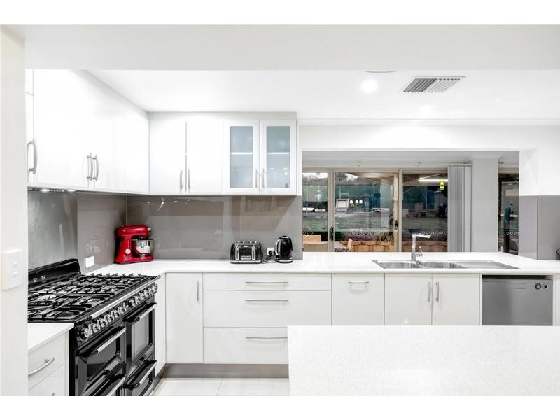 6 Leigh Street, Salisbury Heights SA 5109