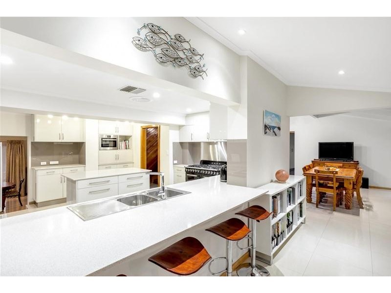 6 Leigh Street, Salisbury Heights SA 5109