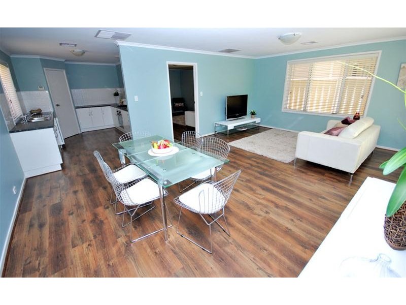 14 Dunedin Avenue, Hillcrest SA 5086