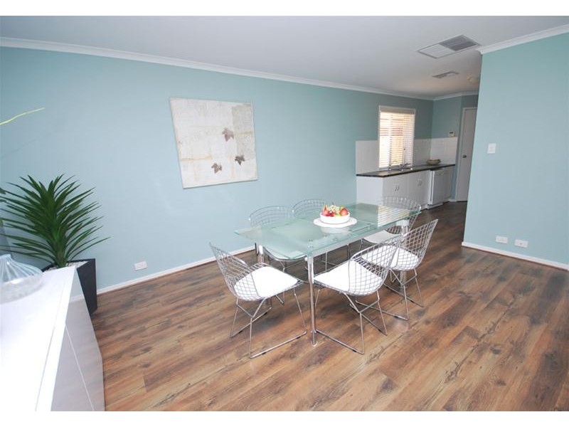 14 Dunedin Avenue, Hillcrest SA 5086