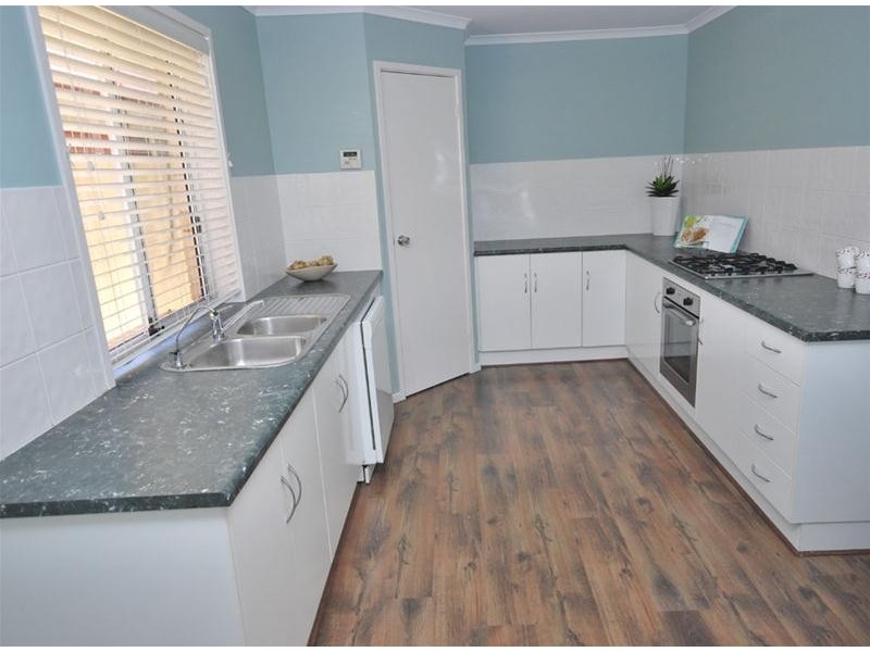 14 Dunedin Avenue, Hillcrest SA 5086