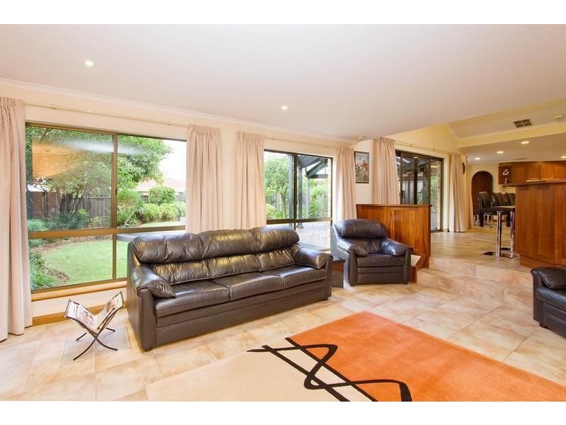 21 Dickerson Way, Redwood Park SA 5097