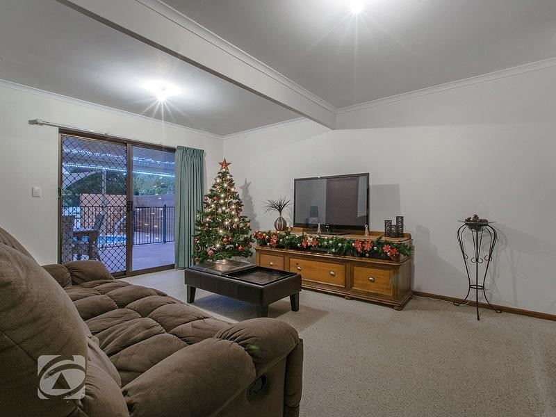 31 Lorikeet Avenue, Modbury Heights SA 5092