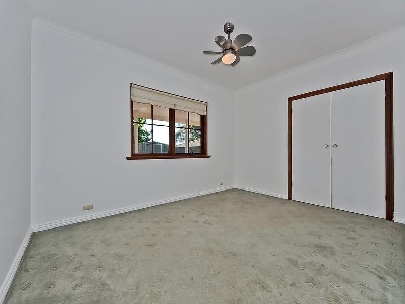 16 La Perouse Crescent, Fairview Park SA 5126