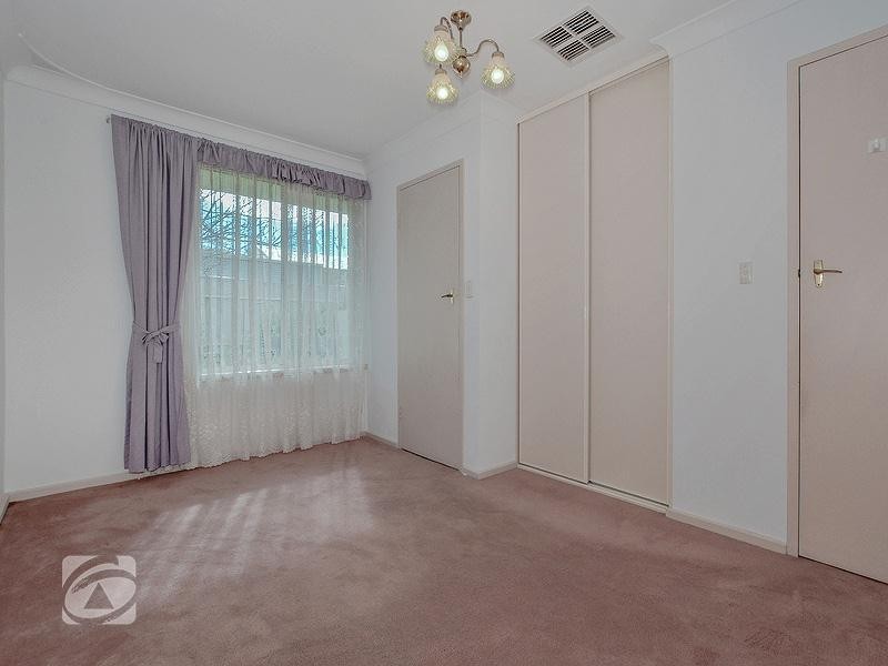 4/4 Sunnyview Crescent, Ridgehaven SA 5097