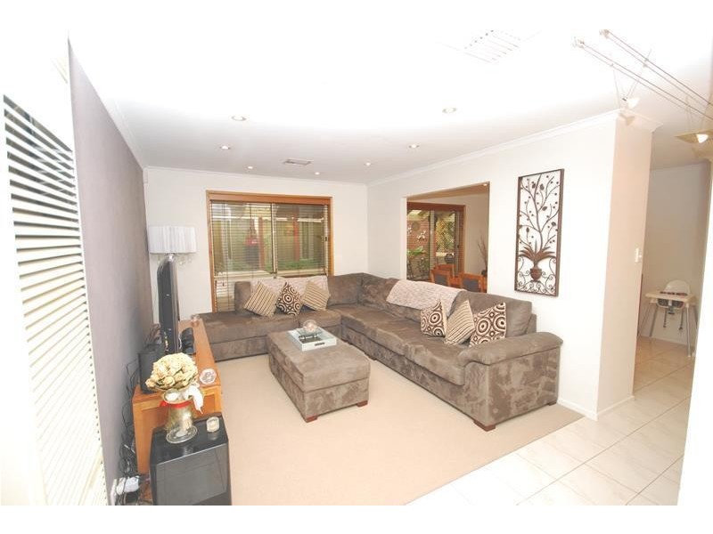 19 Aurora Circuit, Greenwith SA 5125