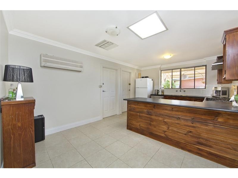 33A Packer Crescent, Paradise SA 5075