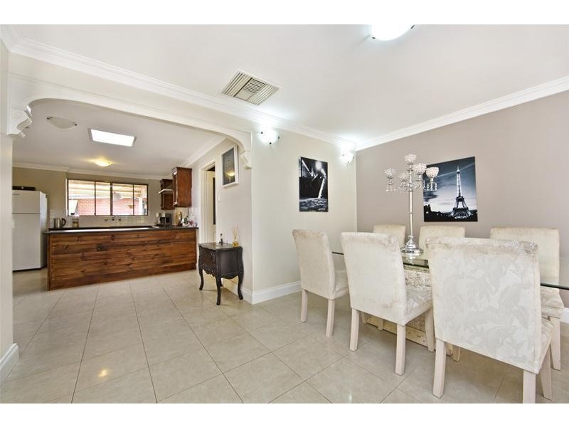 33A Packer Crescent, Paradise SA 5075