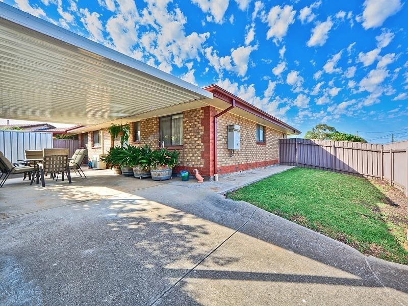 1/2 Wackett Street, Modbury Heights SA 5092