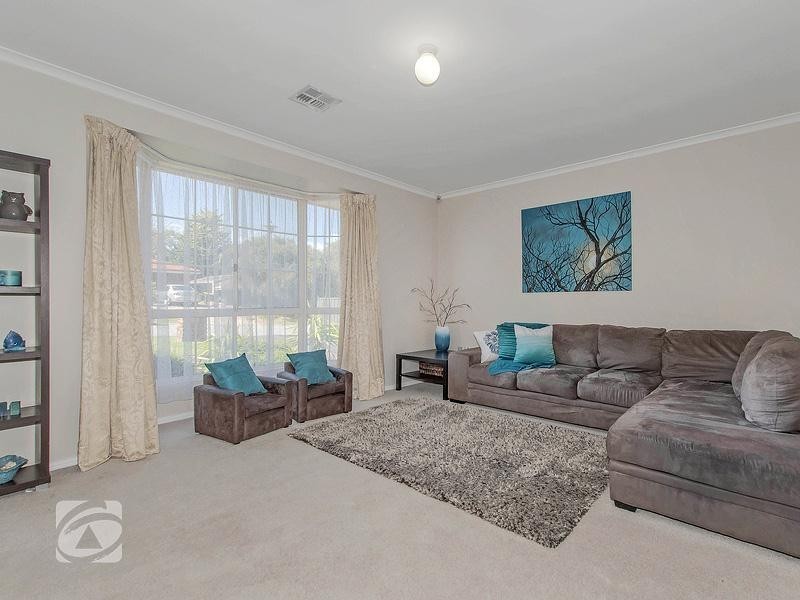 10 Dotterel Court, Wynn Vale SA 5127