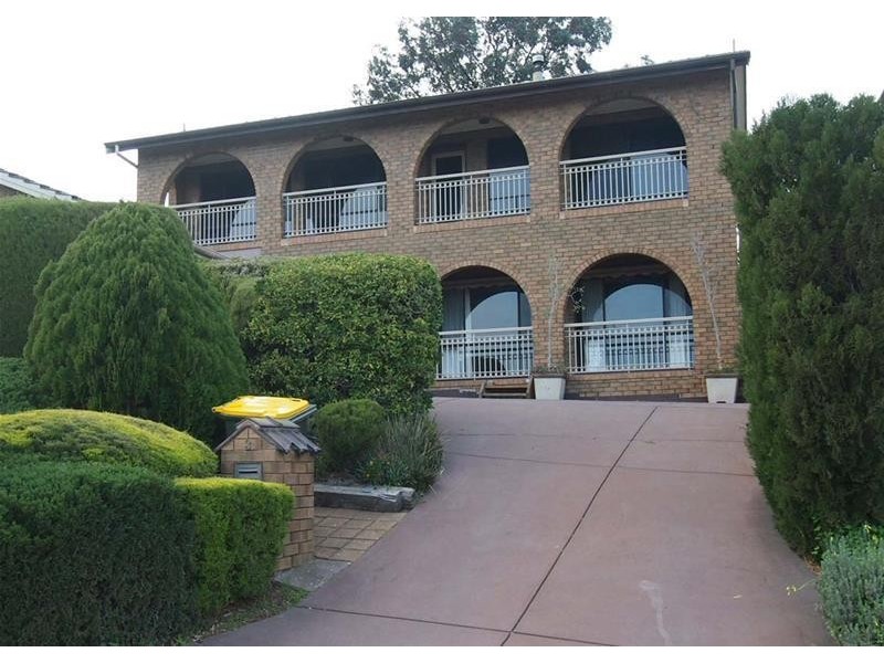 3 Hilltop Boulevard, Hillbank SA 5112