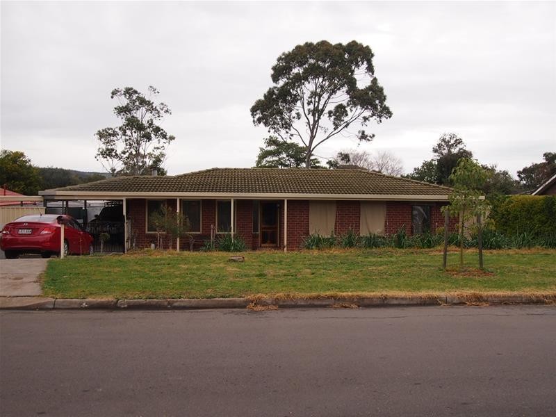 3 Chapman Crescent, Redwood Park SA 5097