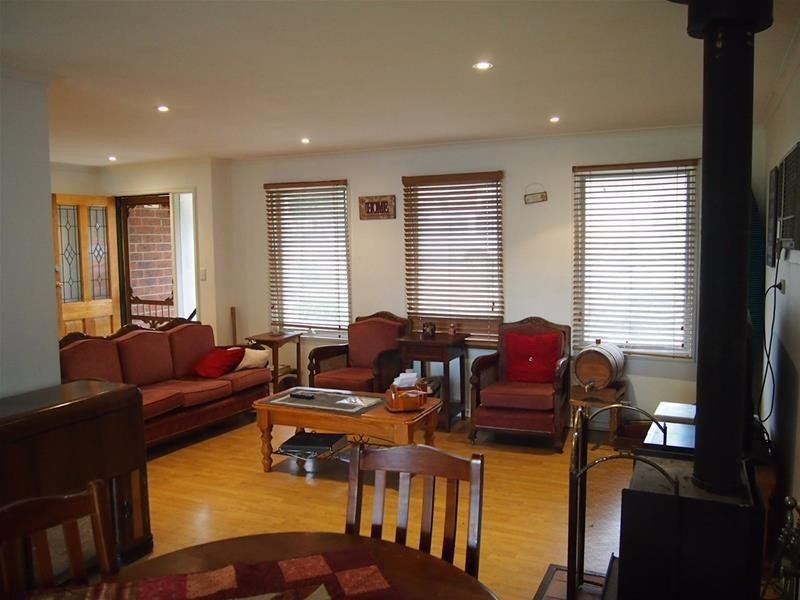 3 Chapman Crescent, Redwood Park SA 5097