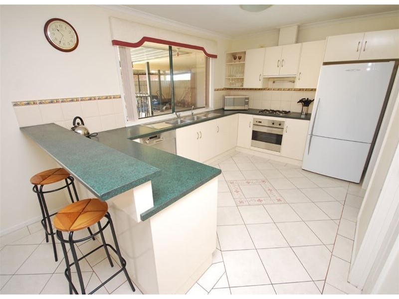 42 Gateway Drive, Salisbury Heights SA 5109