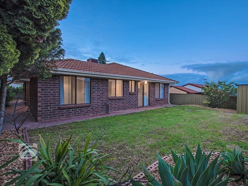 13 Castle Hill Place, Golden Grove SA 5125