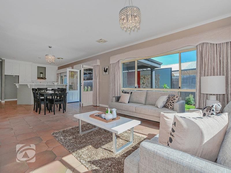 10 Dinham Road, Athelstone SA 5076