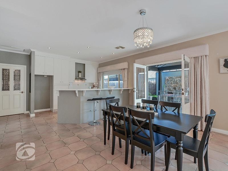 10 Dinham Road, Athelstone SA 5076