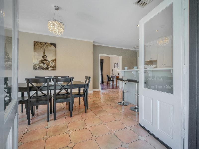 10 Dinham Road, Athelstone SA 5076