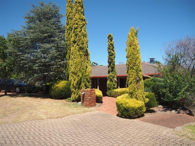 8 Sarnia Farm Road, St Agnes SA 5097