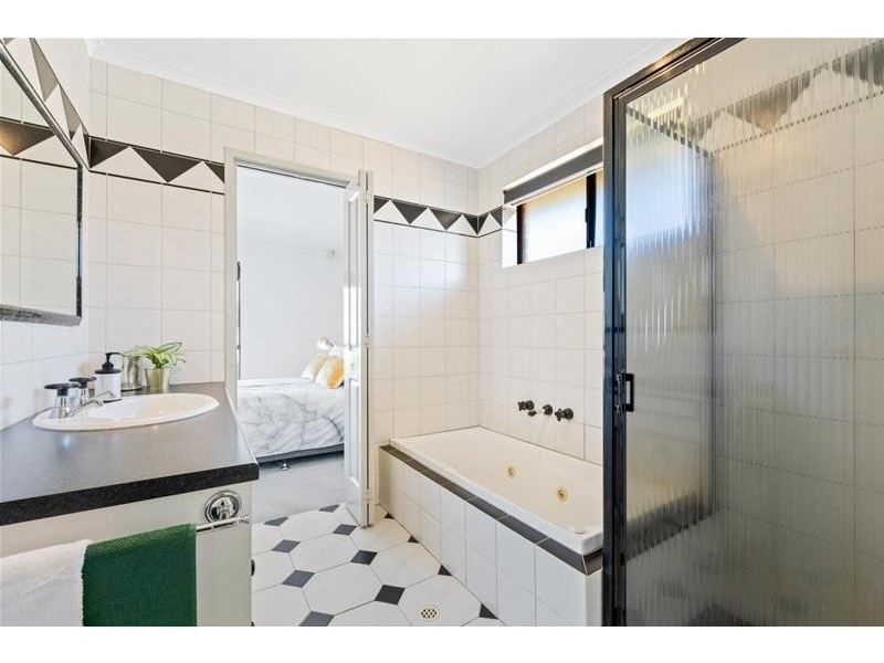 3 Northbri Avenue, Salisbury East SA 5109