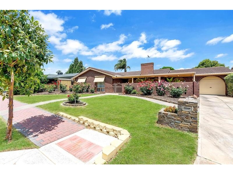 25 Doxiadis Street, St Agnes SA 5097