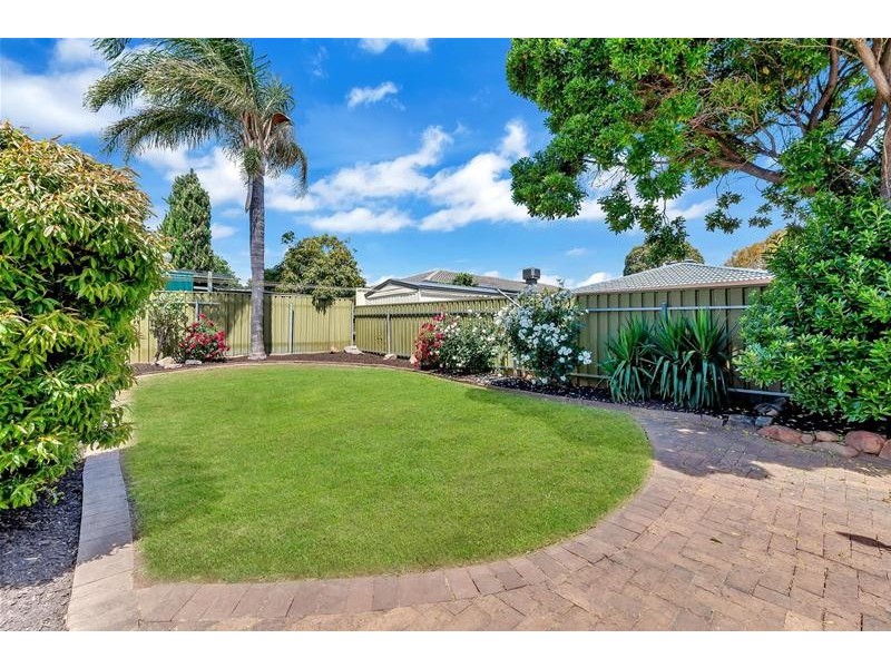 25 Doxiadis Street, St Agnes SA 5097