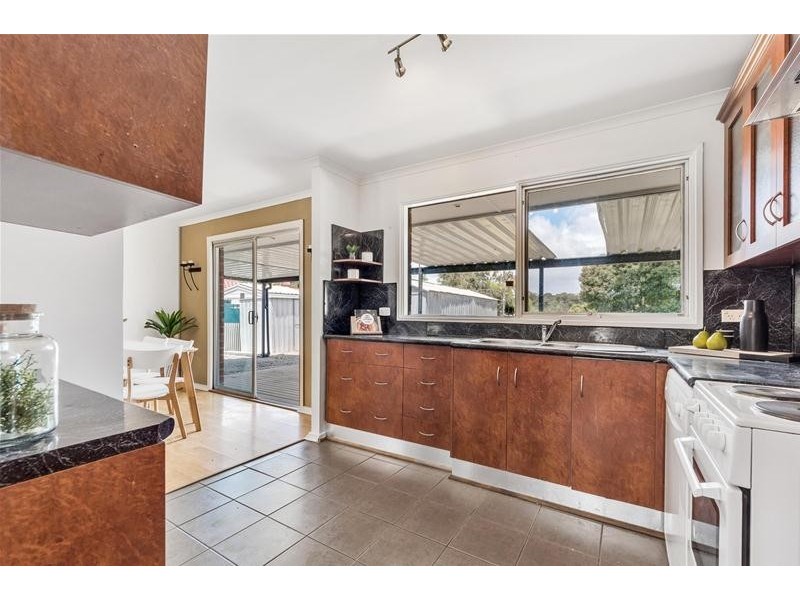 3 Chapman Crescent, Redwood Park SA 5097