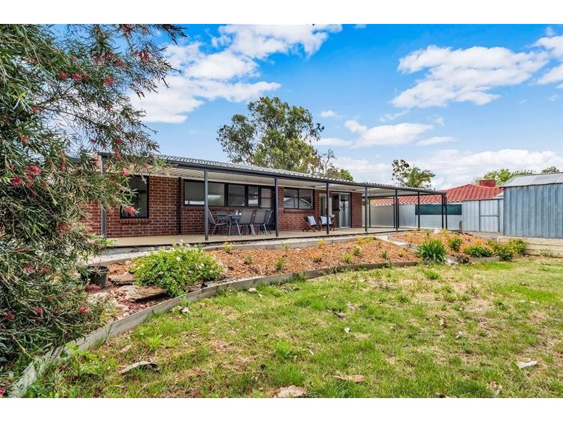 3 Chapman Crescent, Redwood Park SA 5097