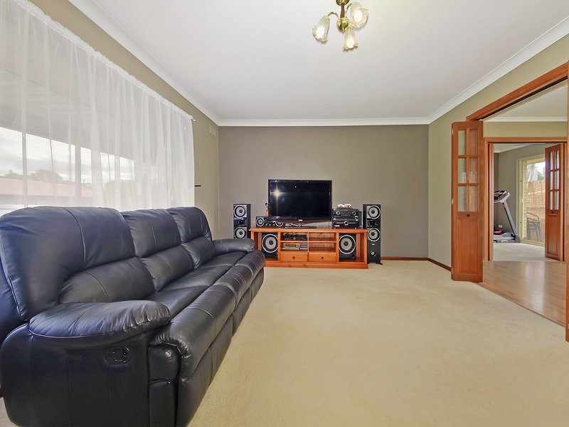 27 Edinburgh Road, Modbury SA 5092