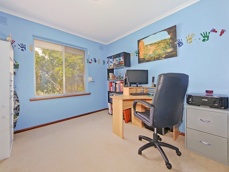 27 Edinburgh Road, Modbury SA 5092