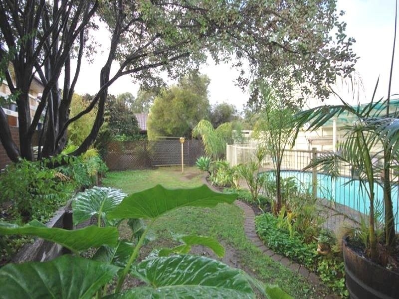 27 Edinburgh Road, Modbury SA 5092