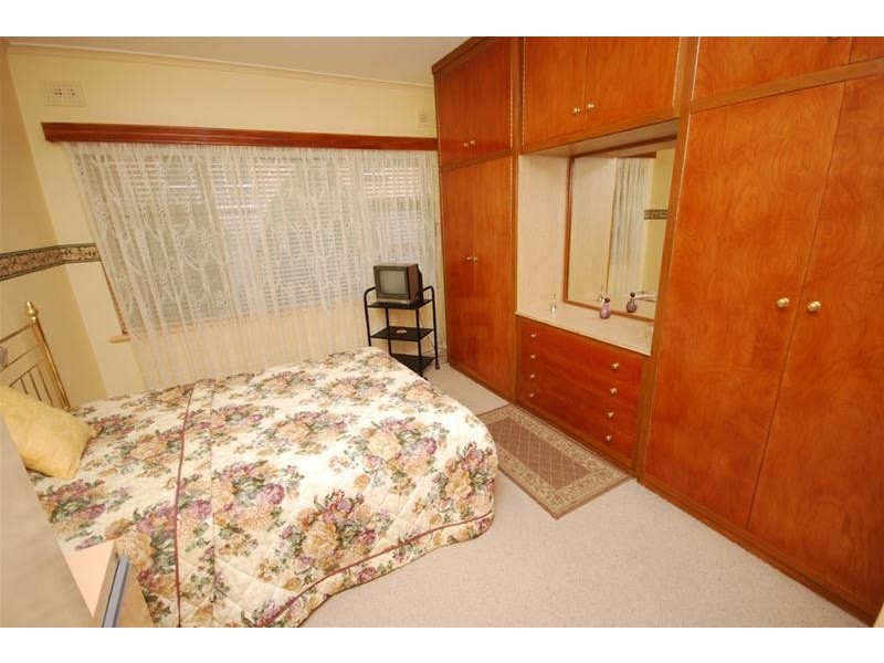 35 Rialto Avenue, Para Hills SA 5096