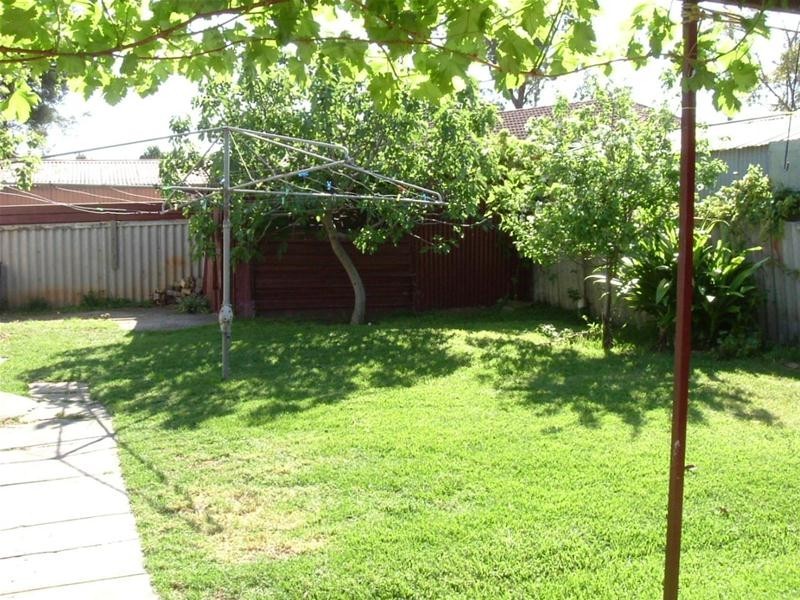 82 Tasman Avenue, Gilles Plains SA 5086