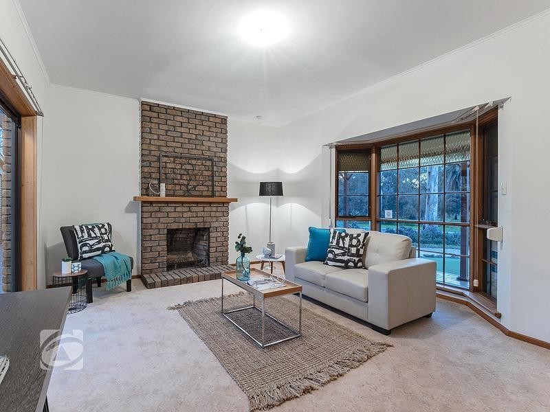 33 De Castella Avenue, Wynn Vale SA 5127