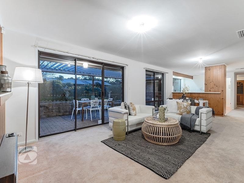 33 De Castella Avenue, Wynn Vale SA 5127