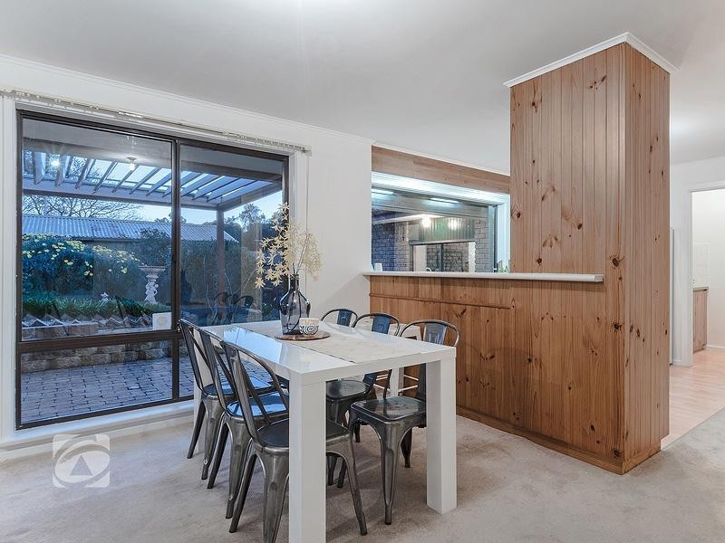 33 De Castella Avenue, Wynn Vale SA 5127