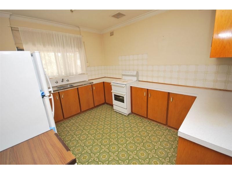 4 Crescent Court, Ridgehaven SA 5097