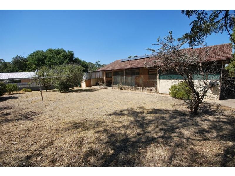 4 Crescent Court, Ridgehaven SA 5097